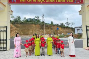 🏫🌱 HOẠT ĐỘNG THAM QUAN TRƯỜNG TIỂU HỌC CỦA CÁC BÉ 5 TUỔI TRƯỜNG MẦM NON QUẢNG LA 🌱🏫